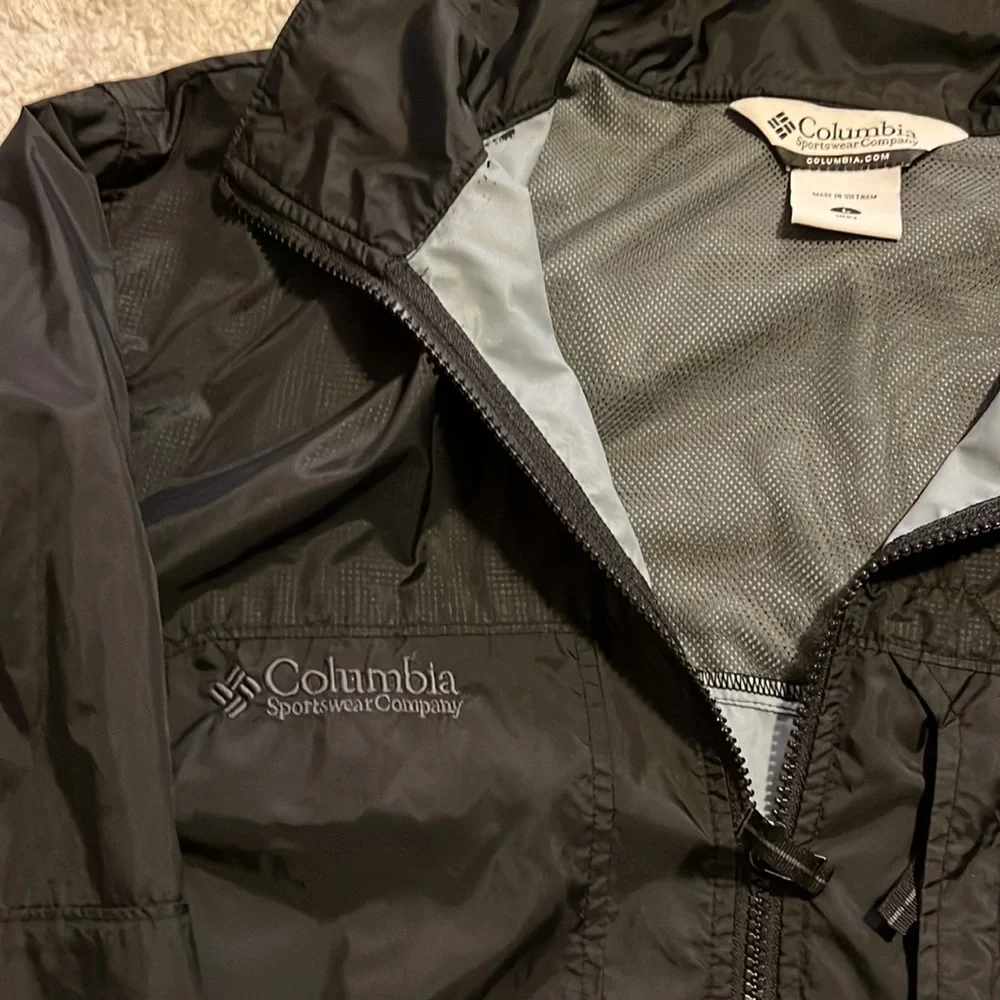 Mens size Large Columbia Sportswear Company Rain Jacket - Picture 3 of 5